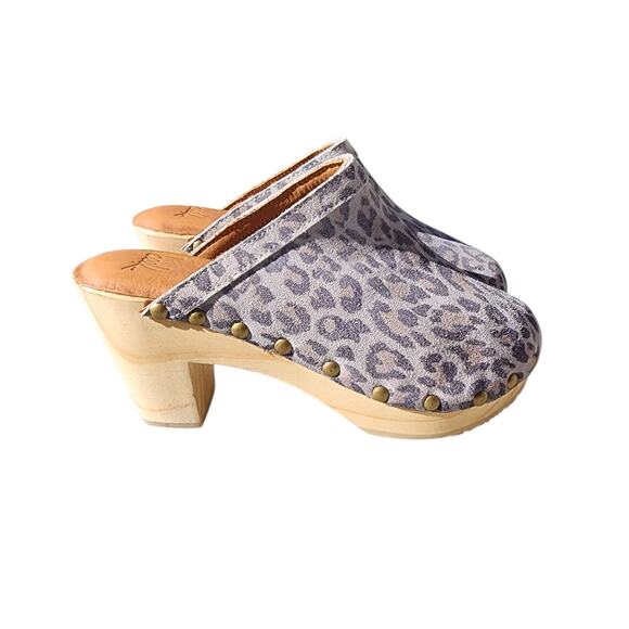 Beek Woodpecker Suede Handcrafted Leopard Clogs 6 - Picture 2 of 8